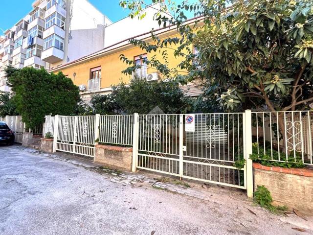 Appartamento in vendita di 127 m² in Corso Butera, 175