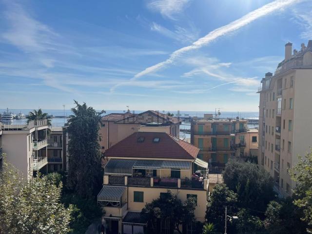 Appartamento in vendita di 127 m² in Corso Orazio Raimondo