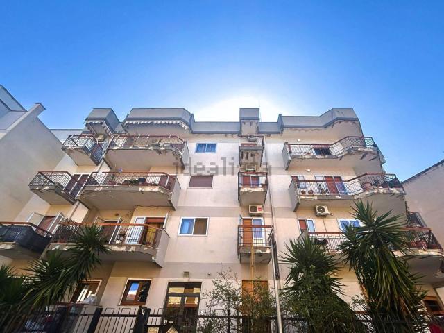 Appartamento in vendita di 128 m² in Via C. Colombo, 4