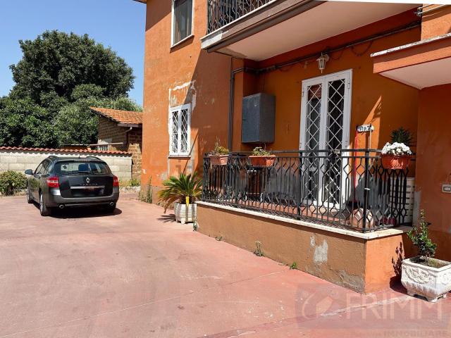 Appartamento in vendita di 128 m² in Via Canada, 5