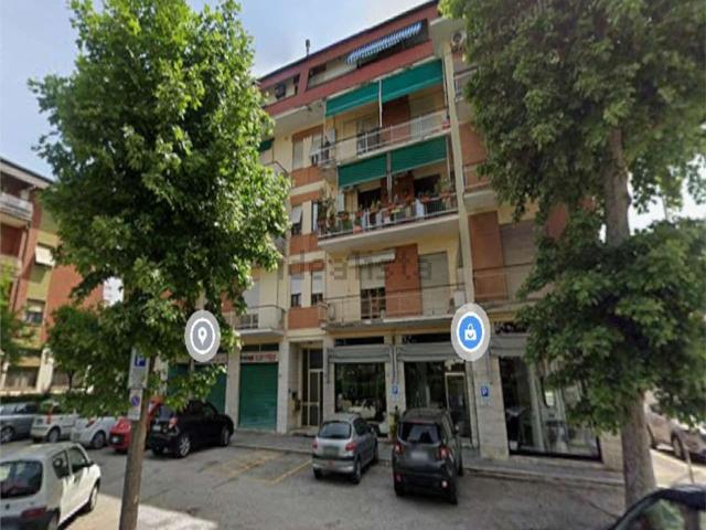 Appartamento in vendita di 128 m² in Via Castelfidardo, 64