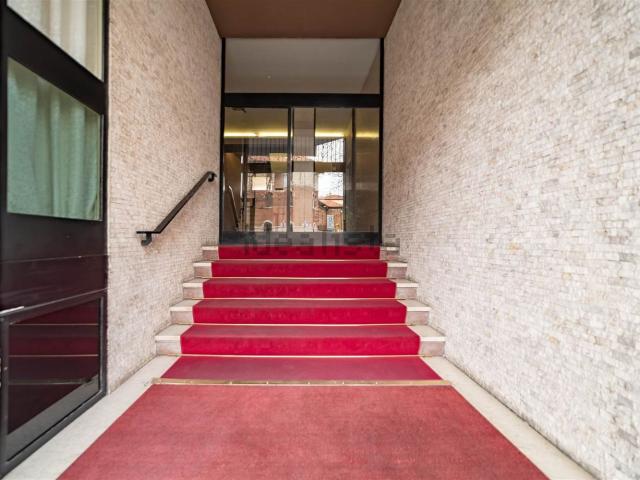 Appartamento in vendita di 128 m² in Via Antonio Canova, 13