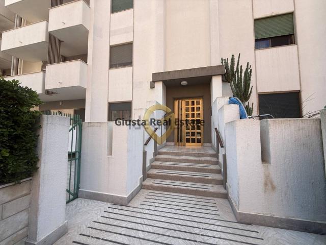 Appartamento in vendita di 128 m² in Via Achille Grandi, 7