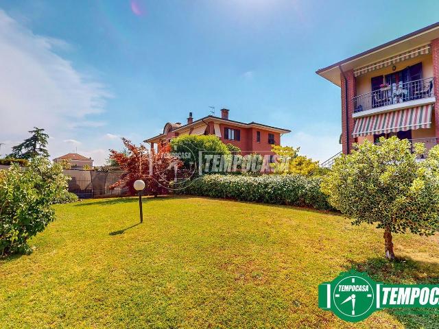 Appartamento in vendita di 128 m² in Via Adolfo Bottazzi, 2