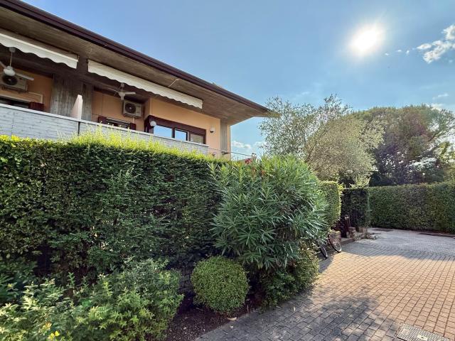 Appartamento in vendita di 128 m² in Via Giulio Cesare