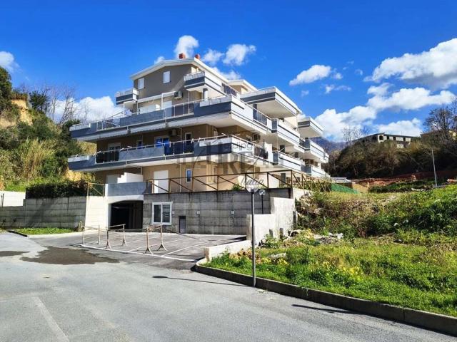 Appartamento in vendita di 128 m² in Via Gioacchino da Fiore