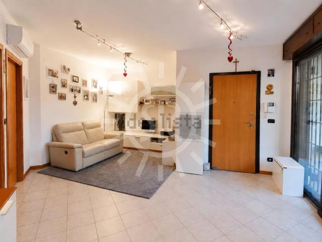 Appartamento in vendita di 128 m² in Via Giorgio Amendola