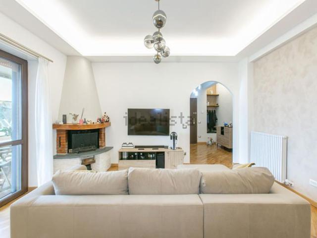 Appartamento in vendita di 128 m² in Via Giotto, 9