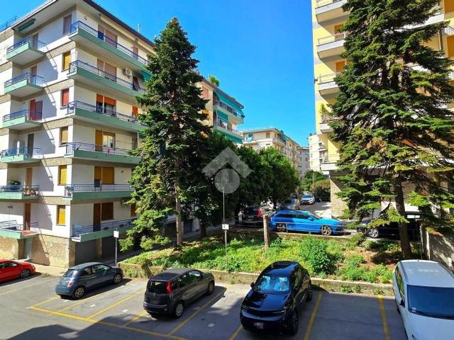 Appartamento in vendita di 128 m² in Via Giovanni Guglielmo Longo, 4