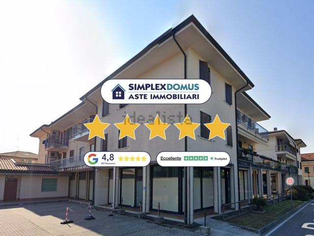 Appartamento in vendita di 128 m² in Via Don Giovanni Battista Tessari