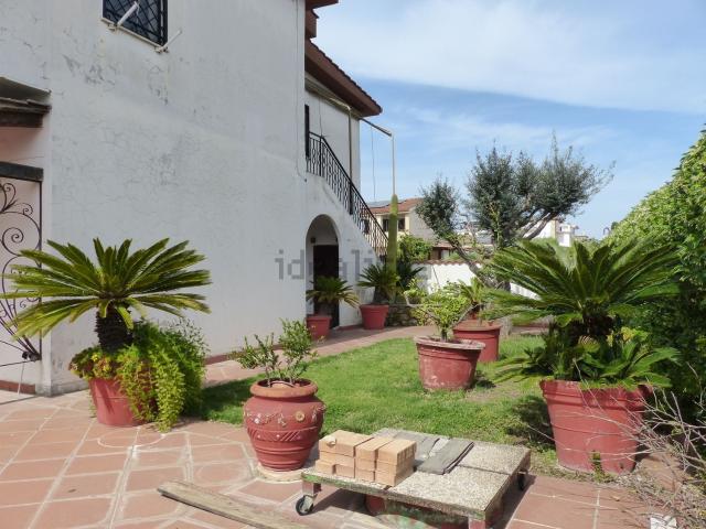 Appartamento in vendita di 128 m² in Via dei Platani