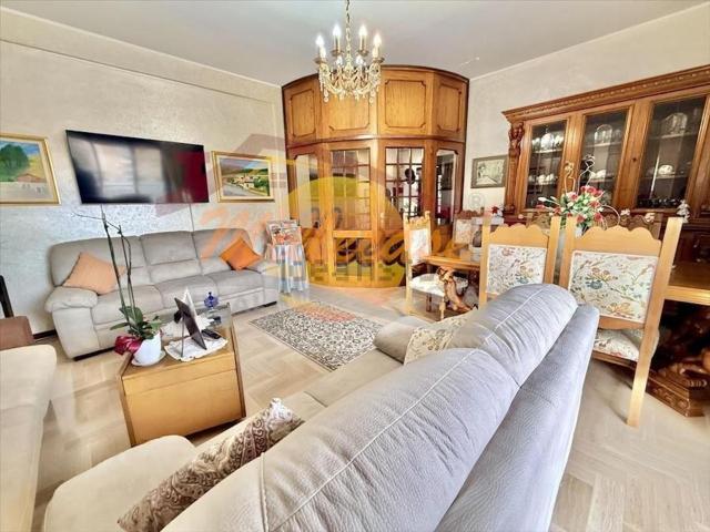Appartamento in vendita di 128 m² in Via dei Servi di Maria