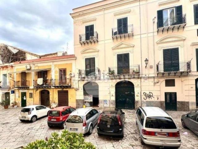 Appartamento in vendita di 128 m² in Via del Bosco