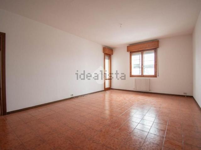 Appartamento in vendita di 128 m² in Via del Pioppo, 1