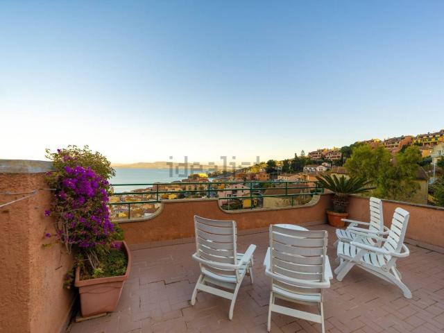 Appartamento in vendita di 128 m² in Via del Sole, 95