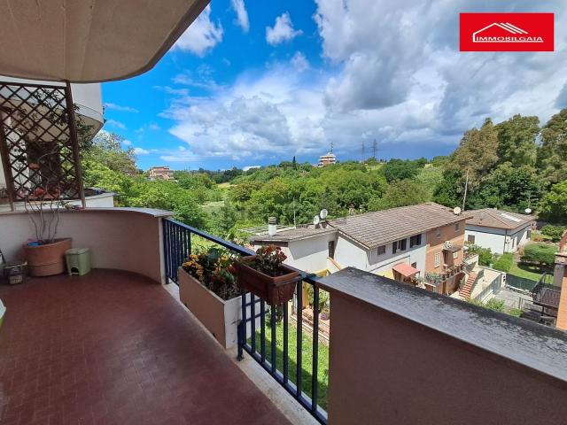 Appartamento in vendita di 128 m² in Via di Casalotto Nuovo, 104