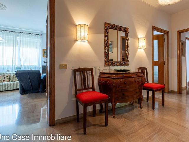 Appartamento in vendita di 128 m² in Via E. Guarnotta, 20