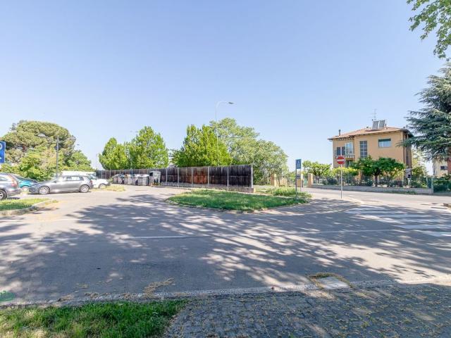 Appartamento in vendita di 128 m² in Via Emilia, 301