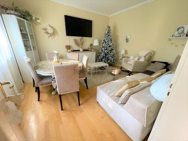 Appartamento in vendita di 128 m² in Via Lazio, 7