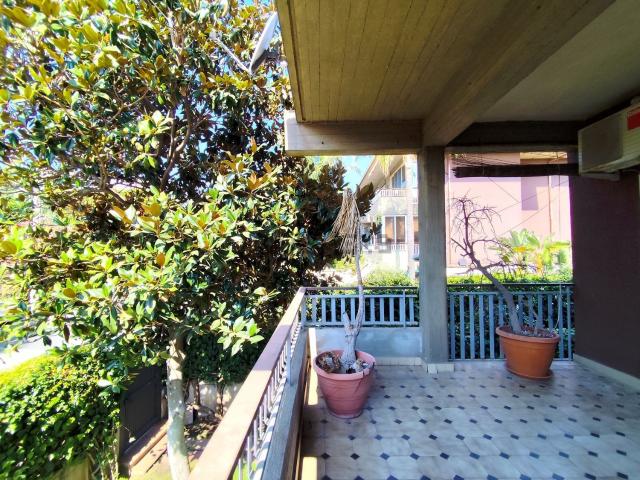 Appartamento in vendita di 128 m² in Via M. Rapisardi, 30