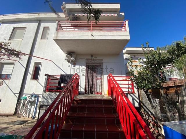 Appartamento in vendita di 128 m² in Via Mar Egeo