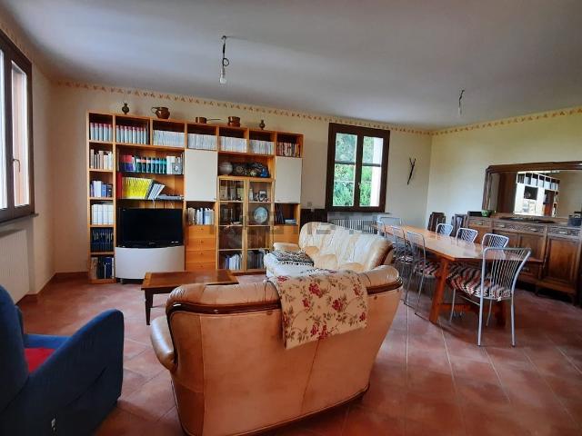 Appartamento in vendita di 128 m² in Via Migliara Valpegola