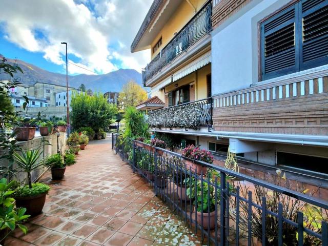 Appartamento in vendita di 128 m² in Via Starza