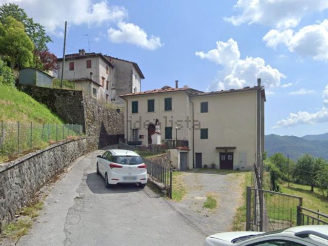 Appartamento in vendita di 128 m² in Via Pacini