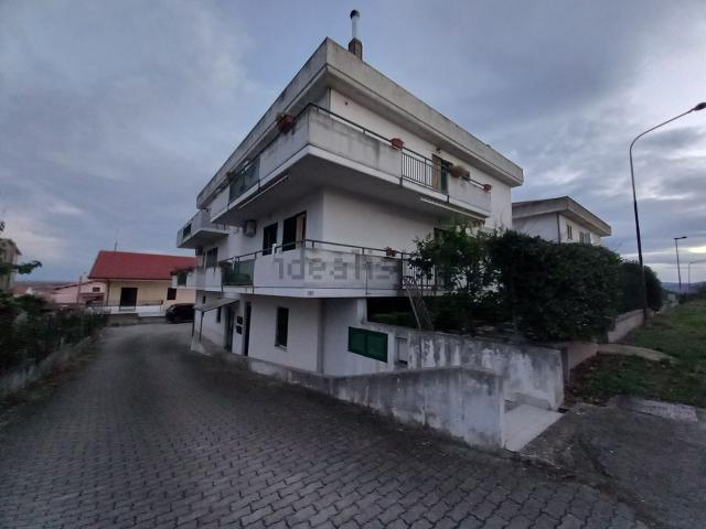 Appartamento in vendita di 128 m² in Via Padre Pio
