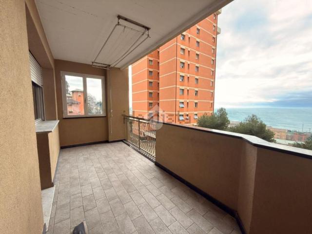 Appartamento in vendita di 128 m² in Via Pietra Ligure, 57