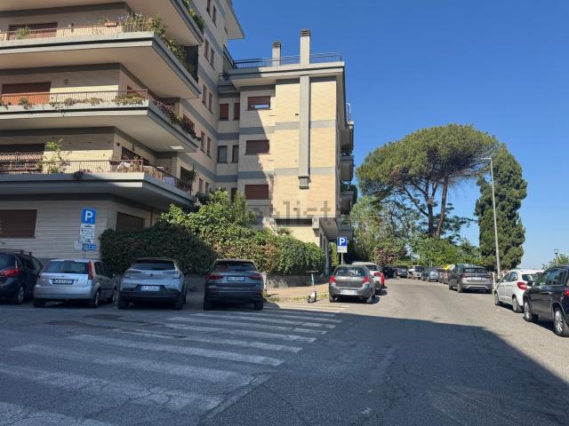 Appartamento in vendita di 128 m² in Via Pietro Mascagni