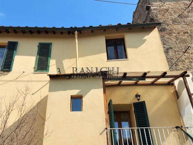Appartamento in vendita di 128 m² in Via Roma