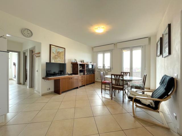 Appartamento in vendita di 128 m² in Via Repubblica di Montefiorino, 19