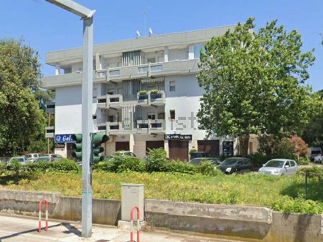 Appartamento in vendita di 128 m² in Via Taranto
