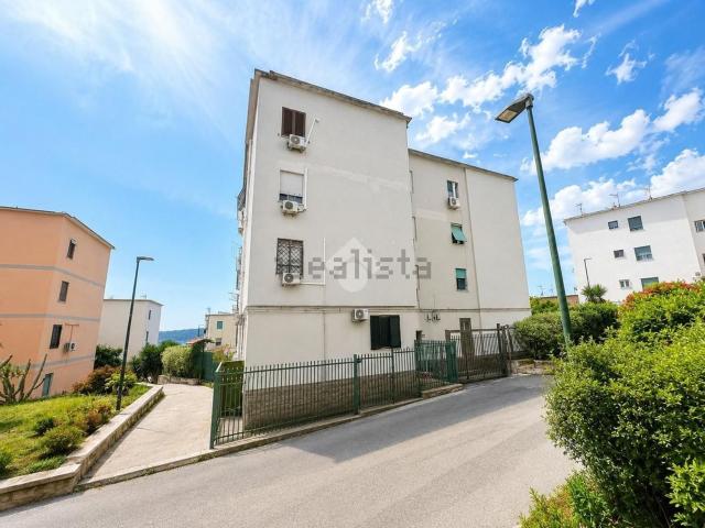 Appartamento in vendita di 128 m² in Via Tibullo