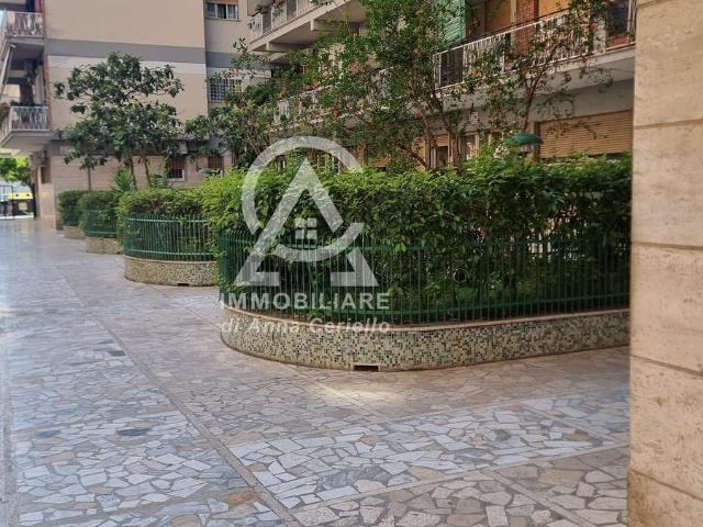 Appartamento in vendita di 128 m² in Via Vestricio Spurinna