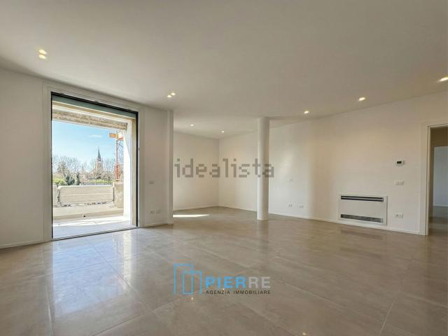 Appartamento in vendita di 128 m² in Via Vittorio Guerzoni
