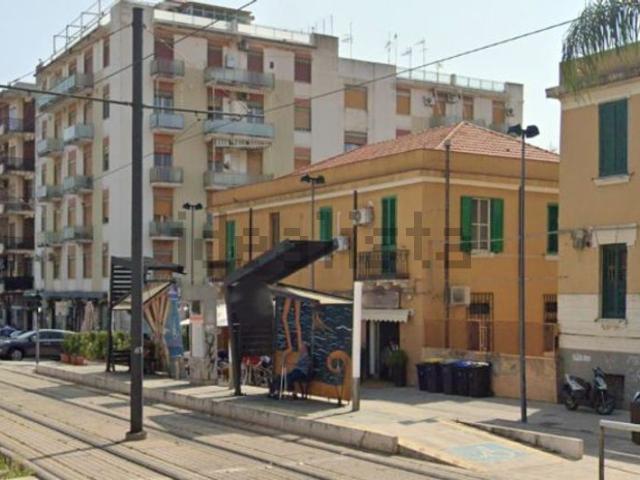 Appartamento in vendita di 128 m² in Via Vittorio Veneto, 2