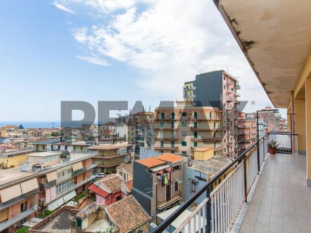 Appartamento in vendita di 128 m² in Via Vincenzo Bellini, 43