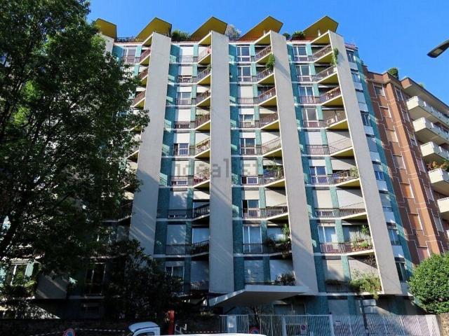 Appartamento in vendita di 128 m² in Viale Beatrice d&apos Este, 16