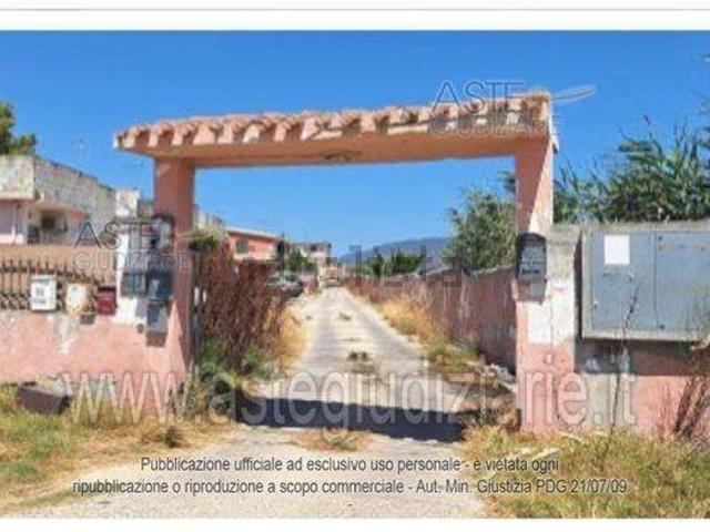 Appartamento in vendita di 128 m² in Viale dell&apos Autonomia Regionale Sarda, 118