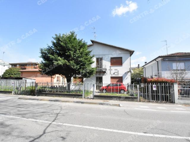 Appartamento in vendita di 128 m² in Viale Don Minzoni, 61