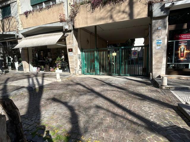 Appartamento in vendita di 128 m² in Viale Europa, 97