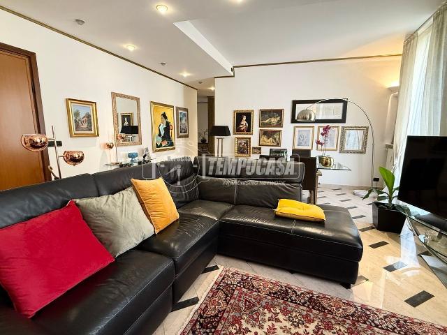 Appartamento in vendita di 128 m² in Corso Luigi Andrea Martinetti, 33