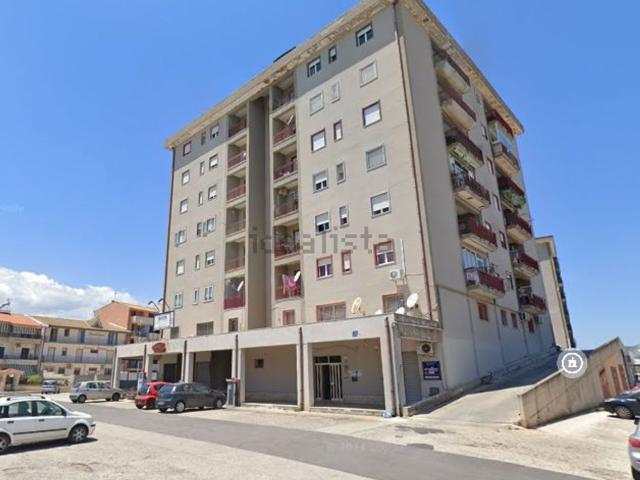 Appartamento in vendita di 128 m² in Piazza Luigi Einaudi, 2