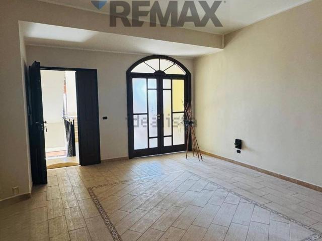 Appartamento in vendita di 128 m² in Piazza Umberto, 53