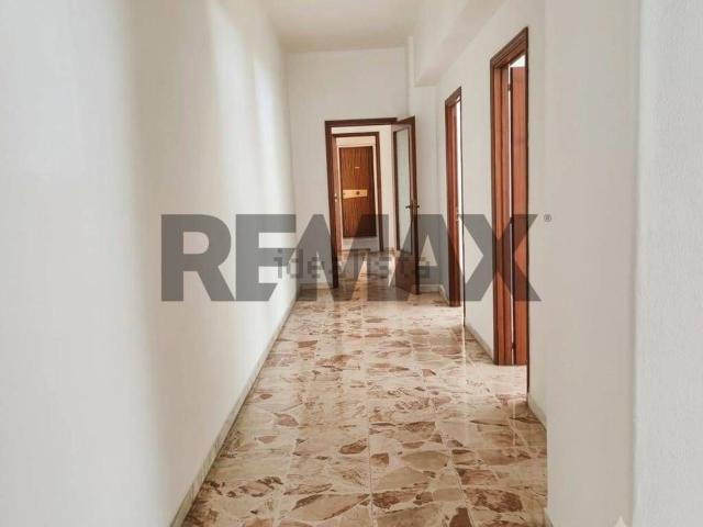 Appartamento in vendita di 129 m² in Via Cosenza, 11