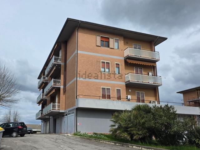 Appartamento in vendita di 129 m² in Via Caduti del Mare, 15
