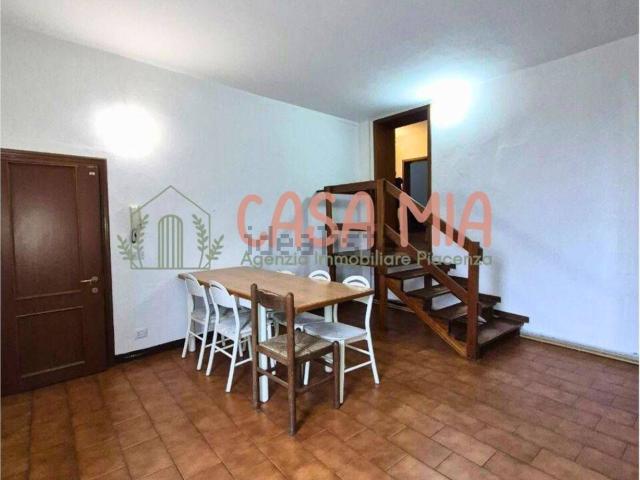 Appartamento in vendita di 129 m² in Via Creta