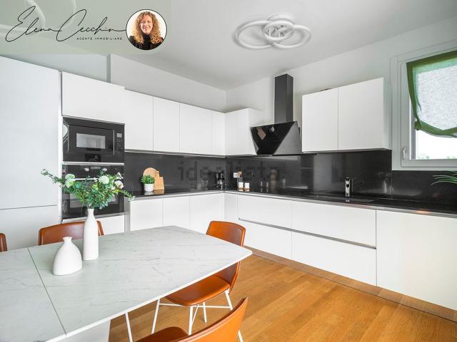 Appartamento in vendita di 129 m² in Via G. Bruno, 5